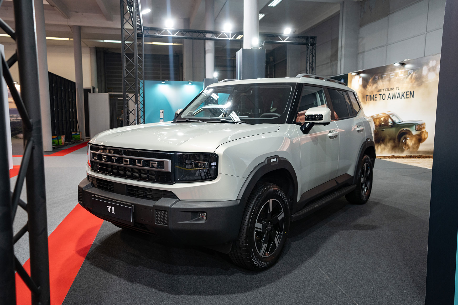 JETOUR T1 predstavljen balkanskom tržištu na sajmu automobila u Beogradu